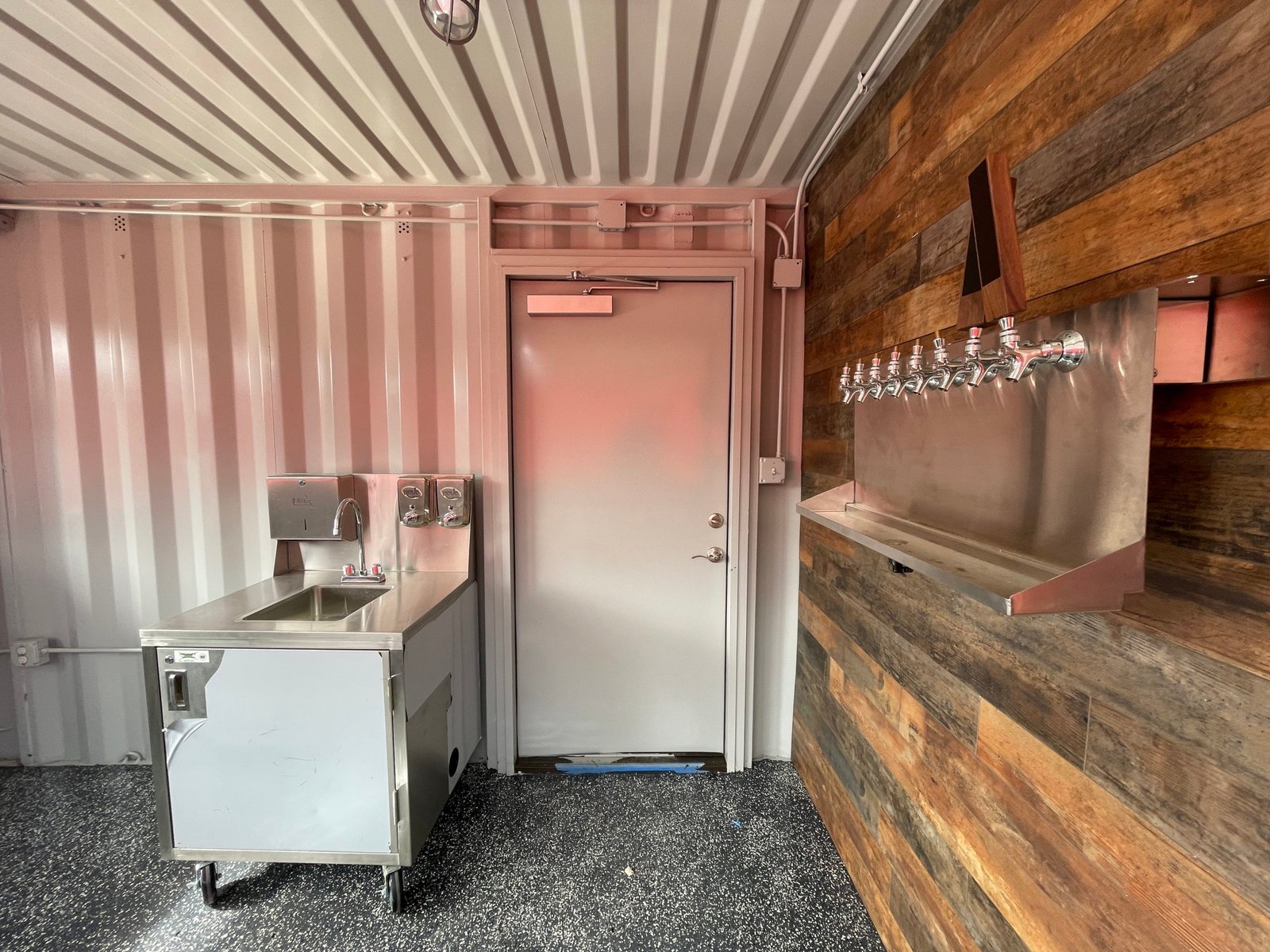 Custom 20ft Shipping Container Bar - Image 8