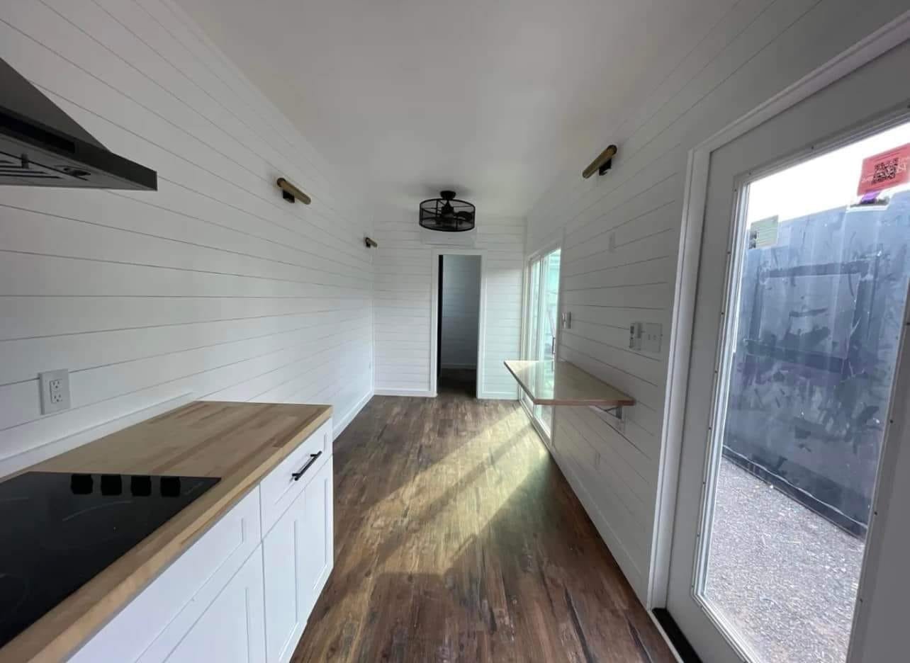 Customized 40ft Shipping Container House For Sale