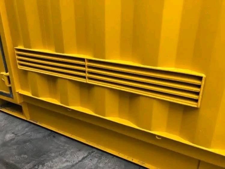 Used 20x9'6ft Storage Shipping Container - Image 4